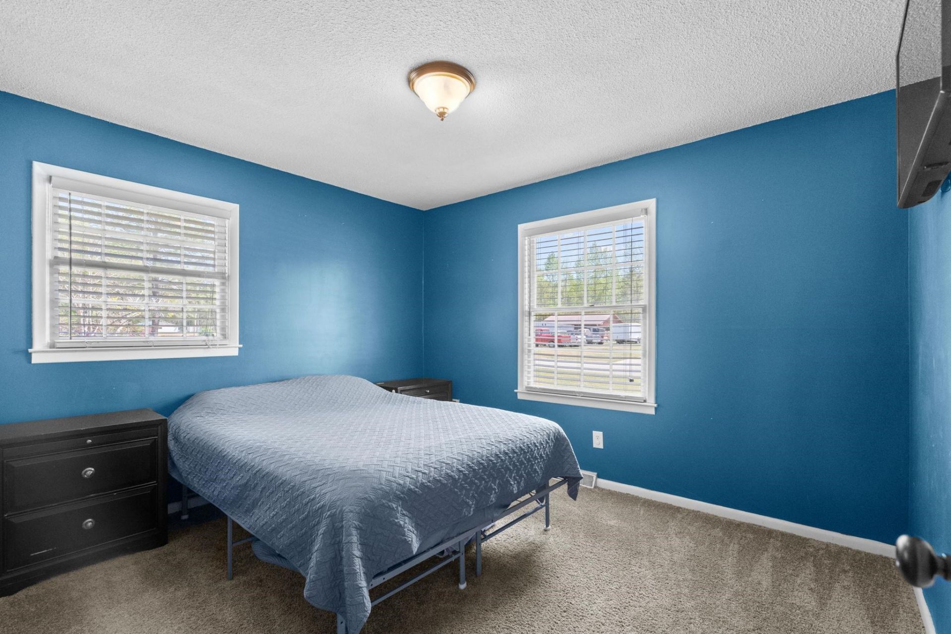 105 Twin City Circle Photo 14