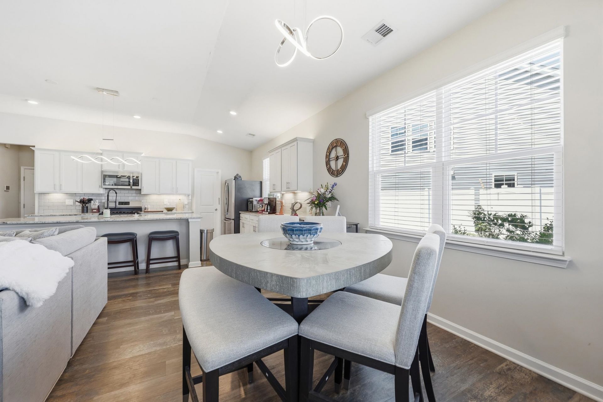 704 Crescent Lake Ct. Photo 14