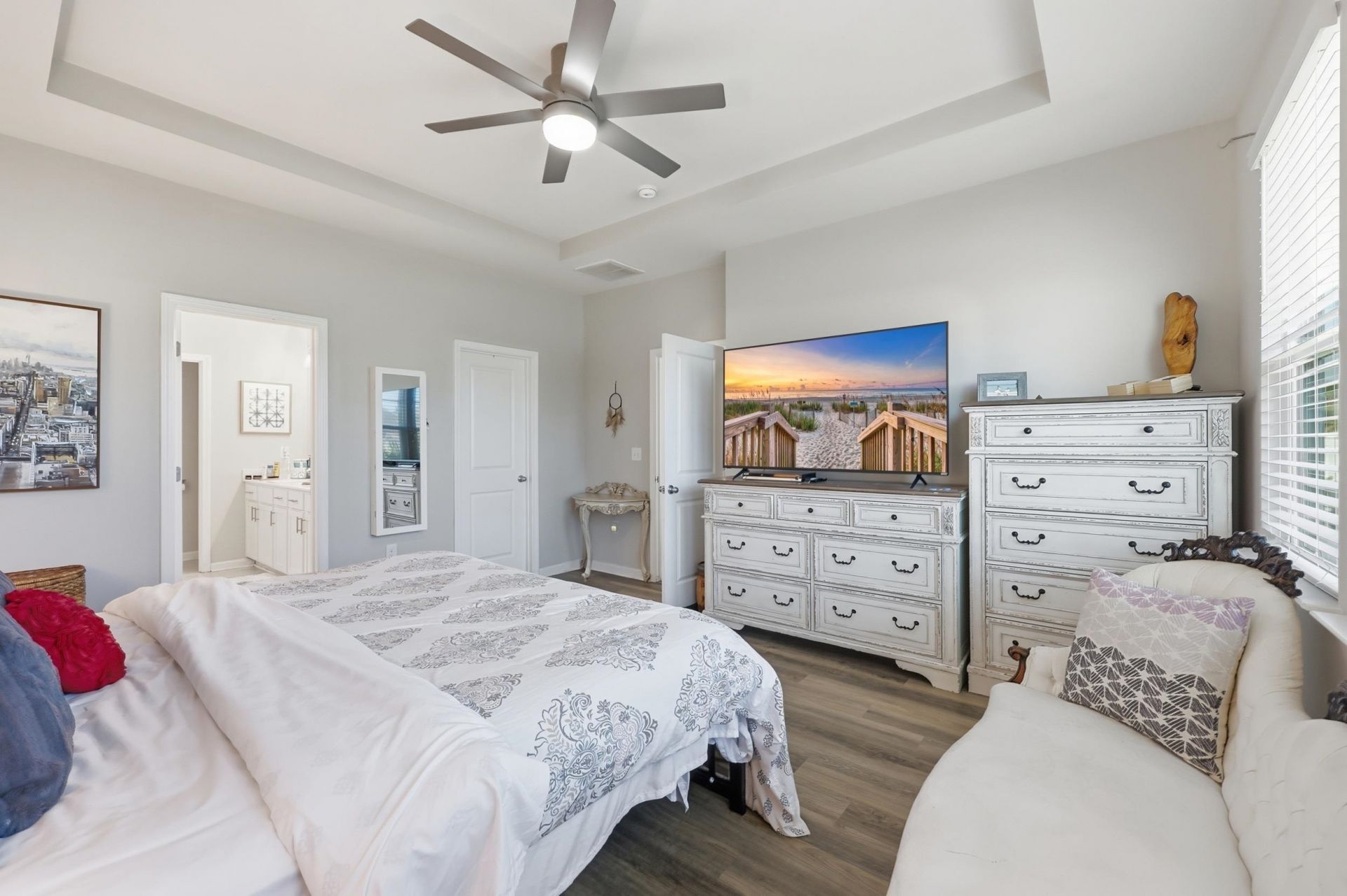 704 Crescent Lake Ct. Photo 24