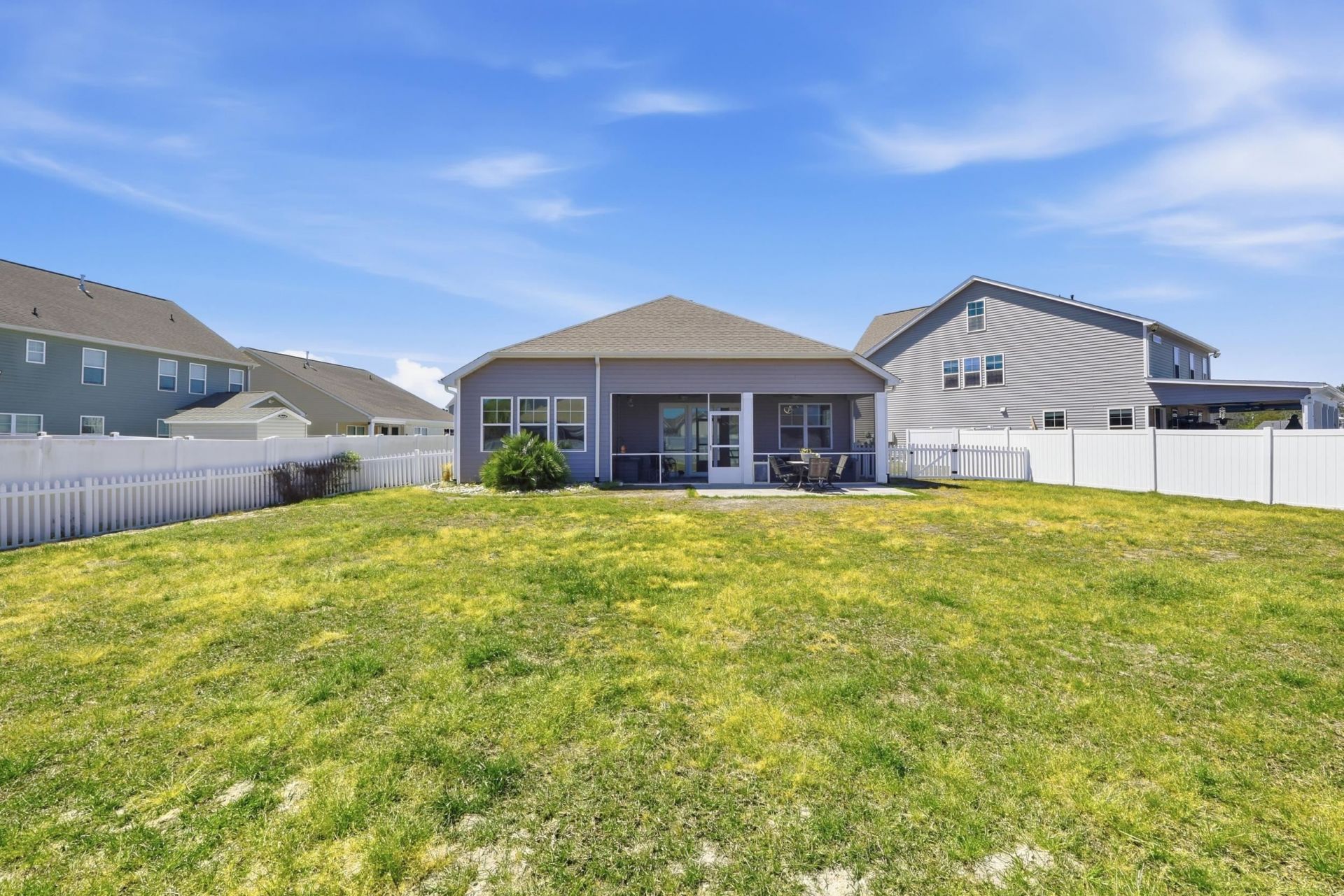 704 Crescent Lake Ct. Photo 31