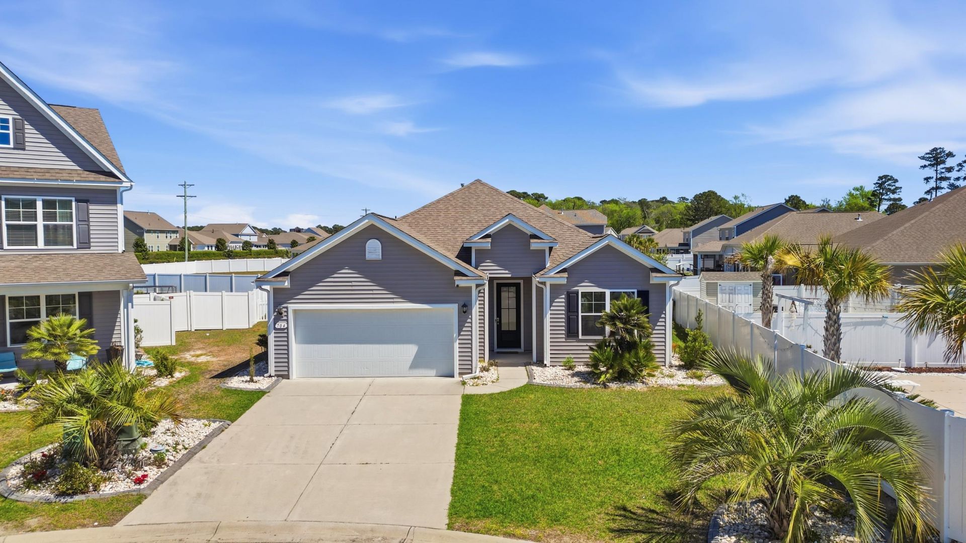 704 Crescent Lake Ct. Photo 32