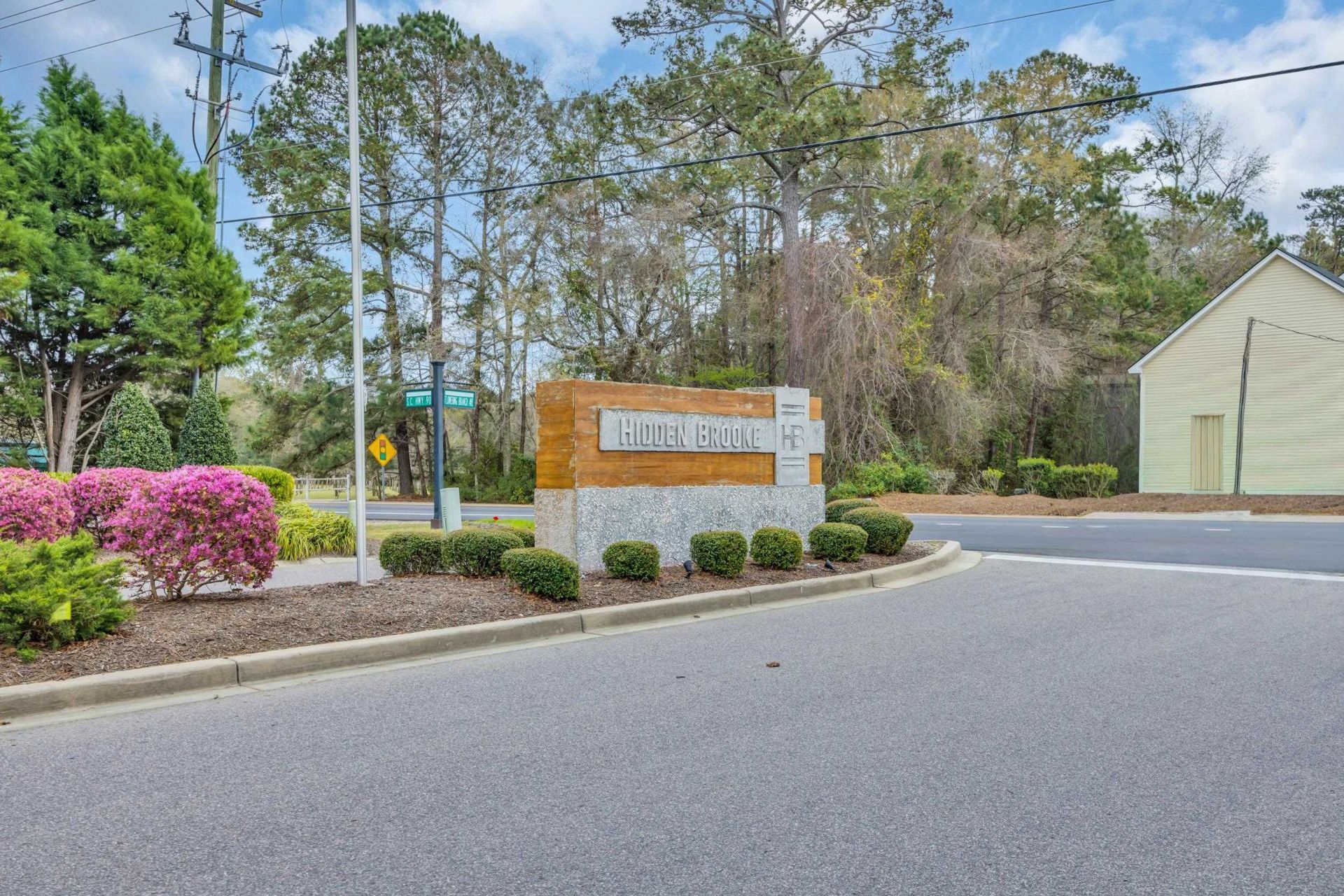 704 Crescent Lake Ct. Photo 37