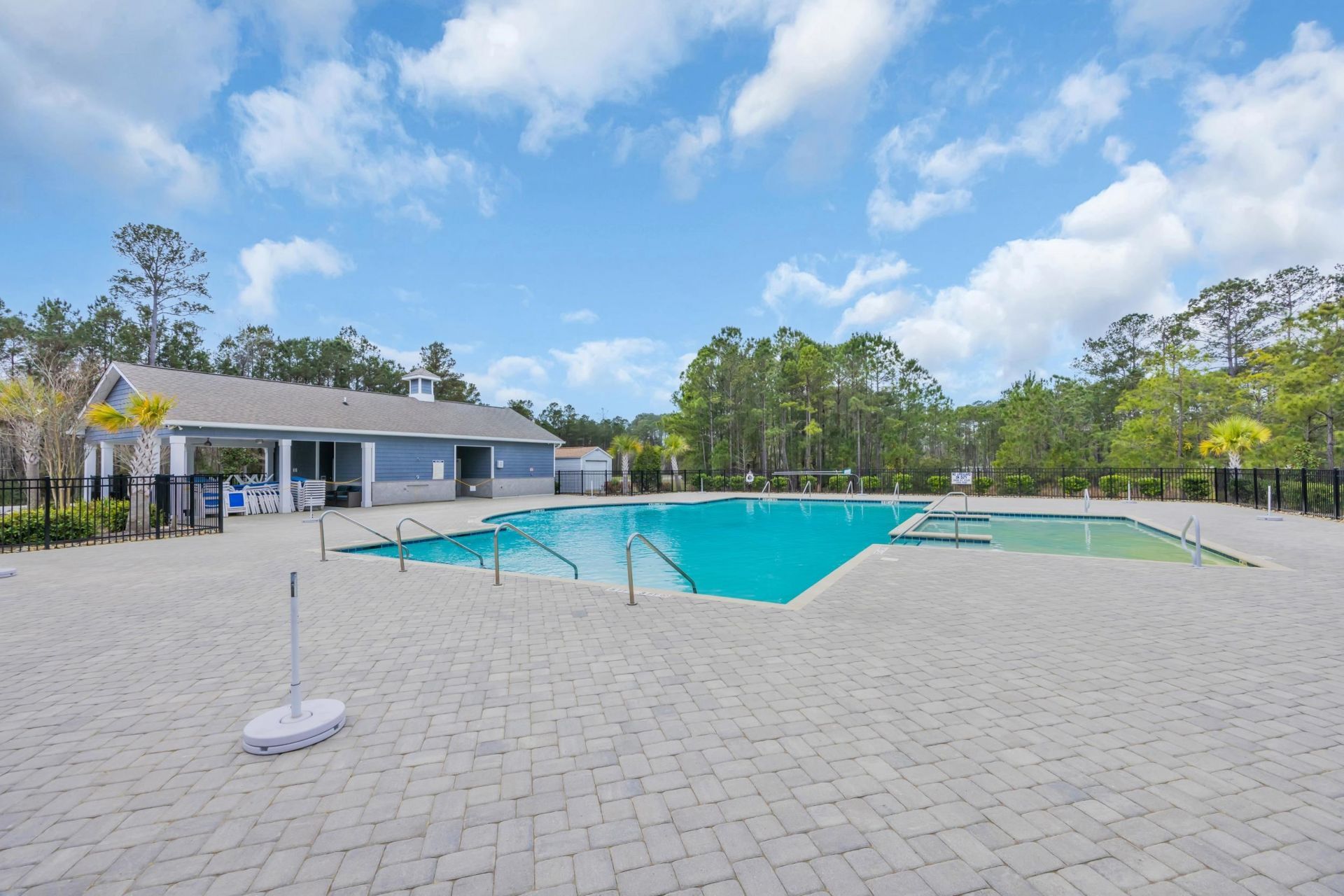 704 Crescent Lake Ct. Photo 56