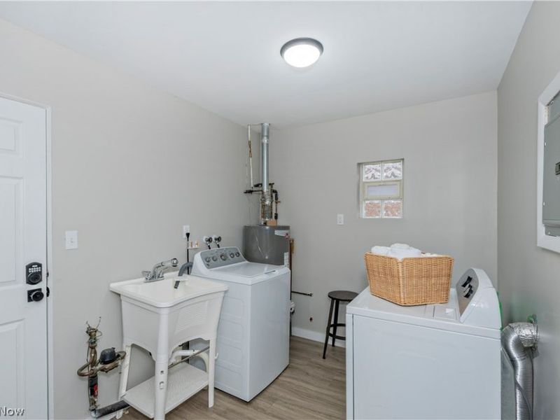 754 Hemlock Drive, Euclid, OH 44132 Photo 26