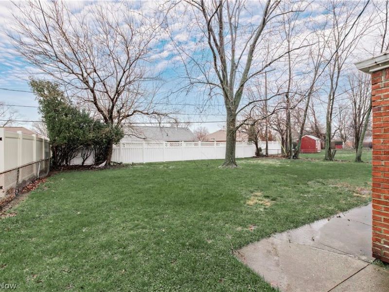 754 Hemlock Drive, Euclid, OH 44132 Photo 29