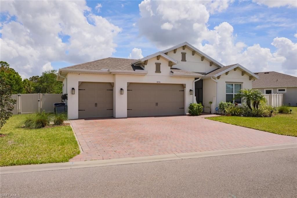 18236 Everson Miles Cir, North Fort Myers, FL 33917 Photo