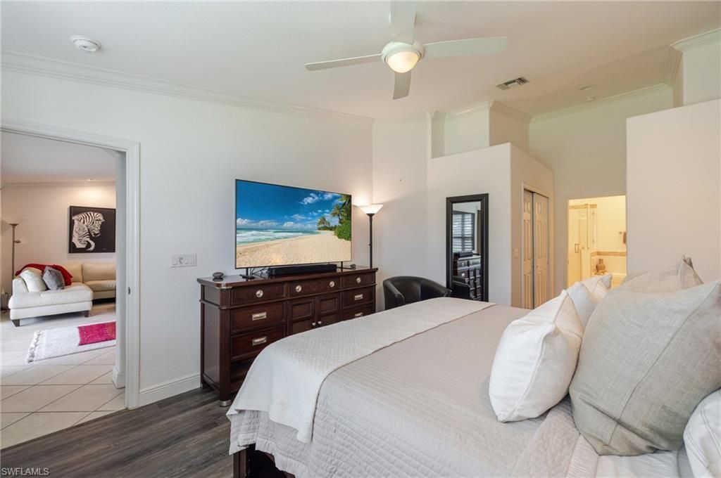 6871 Sterling Greens Dr, Unit 202, Naples, FL 34104 Photo