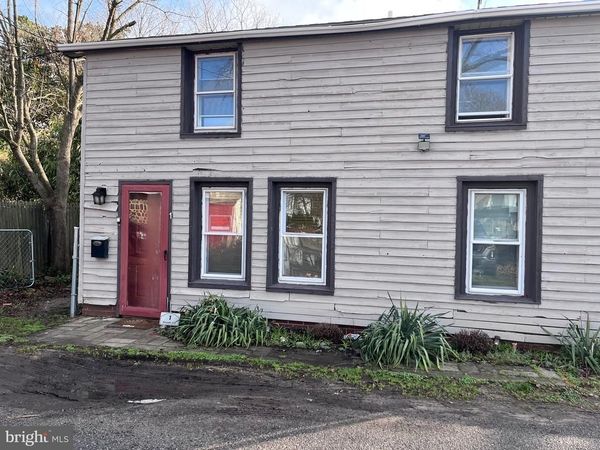 1 WOODS ALLEY , MOUNT HOLLY, NJ 08060