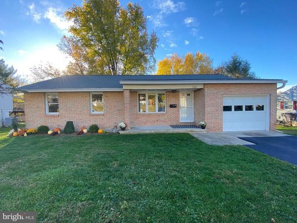 408 CHESTERFIELD DRIVE, DOWNINGTOWN, PA 19335
