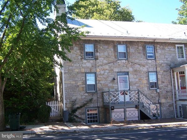 403 APT. A BRADDOCK STREET S, Unit APT A, WINCHESTER, VA 22601