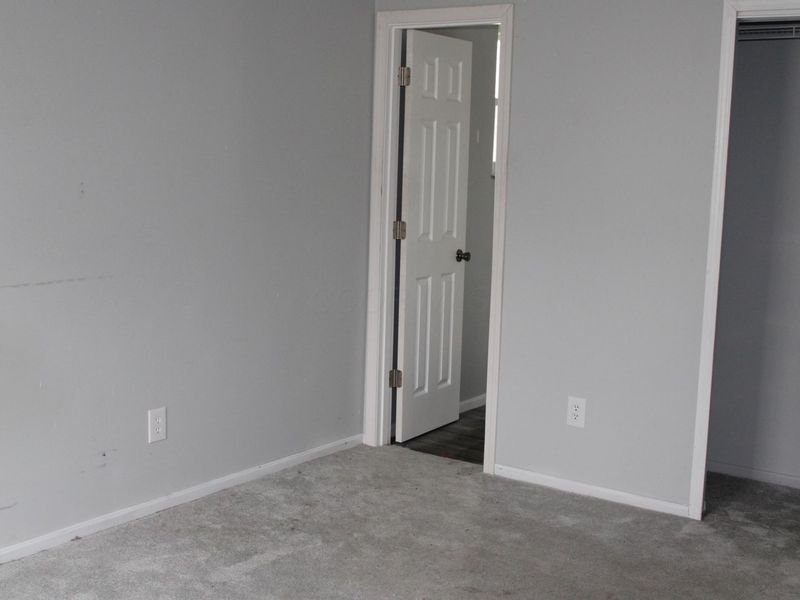 3012 Argonne Court , Columbus, OH 43232 Photo 10