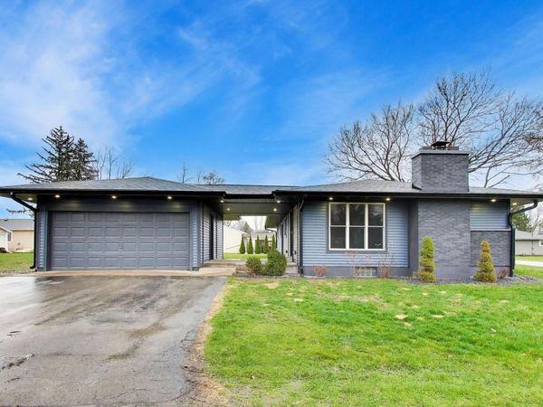 W1350 Honeysuckle Rd, Bloomfield, WI 53128