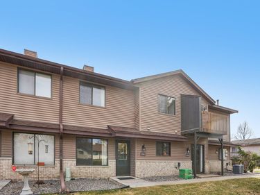 13262 90th Avenue N, Maple Grove, MN 55369