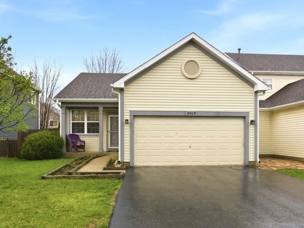 3019 Nantucket Drive , Joliet, IL 60435