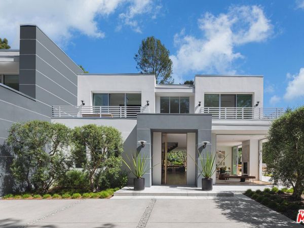 9011 Alto Cedro Drive, Beverly Hills, CA 90210