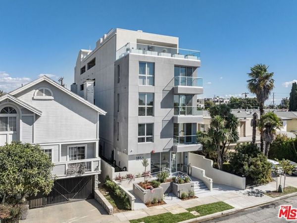 1814 Federal Avenue, Unit 303, Los Angeles, CA 90025