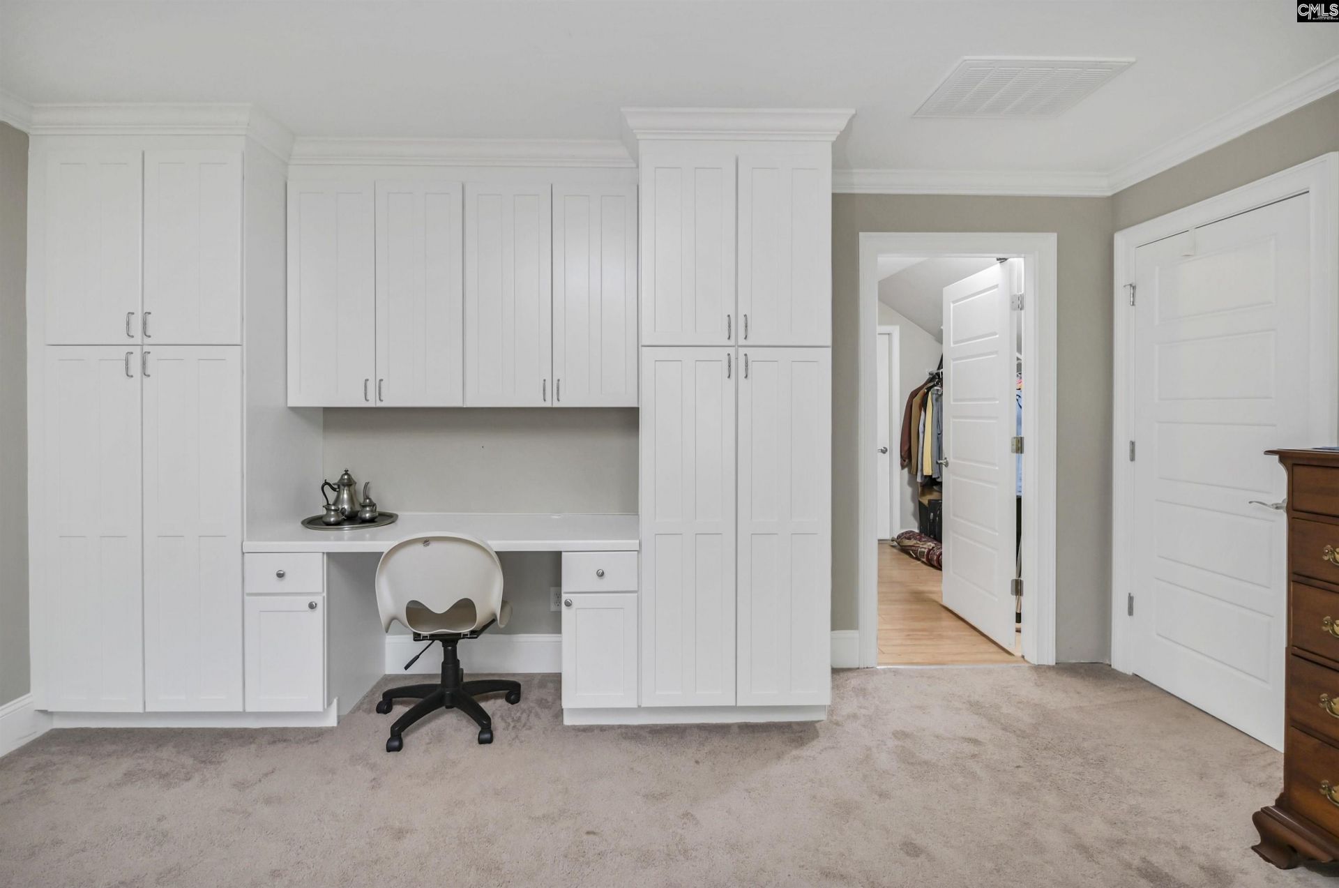 209 High Pointe Drive Photo 36