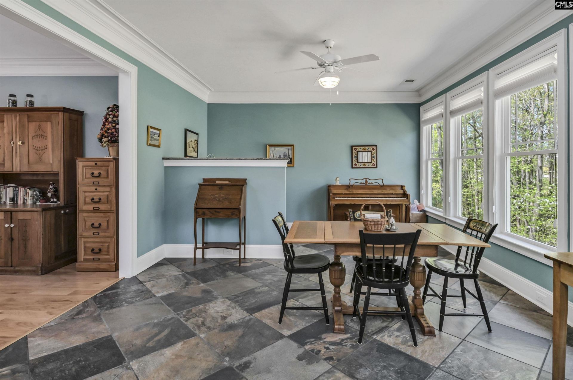 209 High Pointe Drive Photo 41