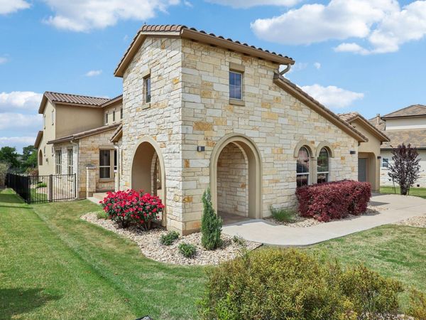 109 Charmstone LN, Georgetown, TX 78628