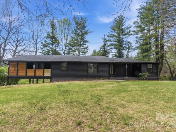 75 Old Macedonia Road , Alexander, NC 28701