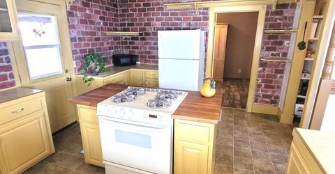 519 Birch Street, Westwood, CA 00000 Photo
