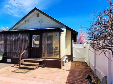 519 Birch Street, Westwood, CA 00000 Photo