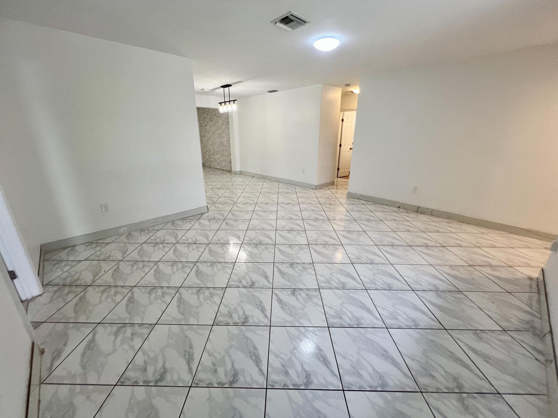8640 Wilshire Drive, Unit N/a, Miramar, FL 33025 Photo