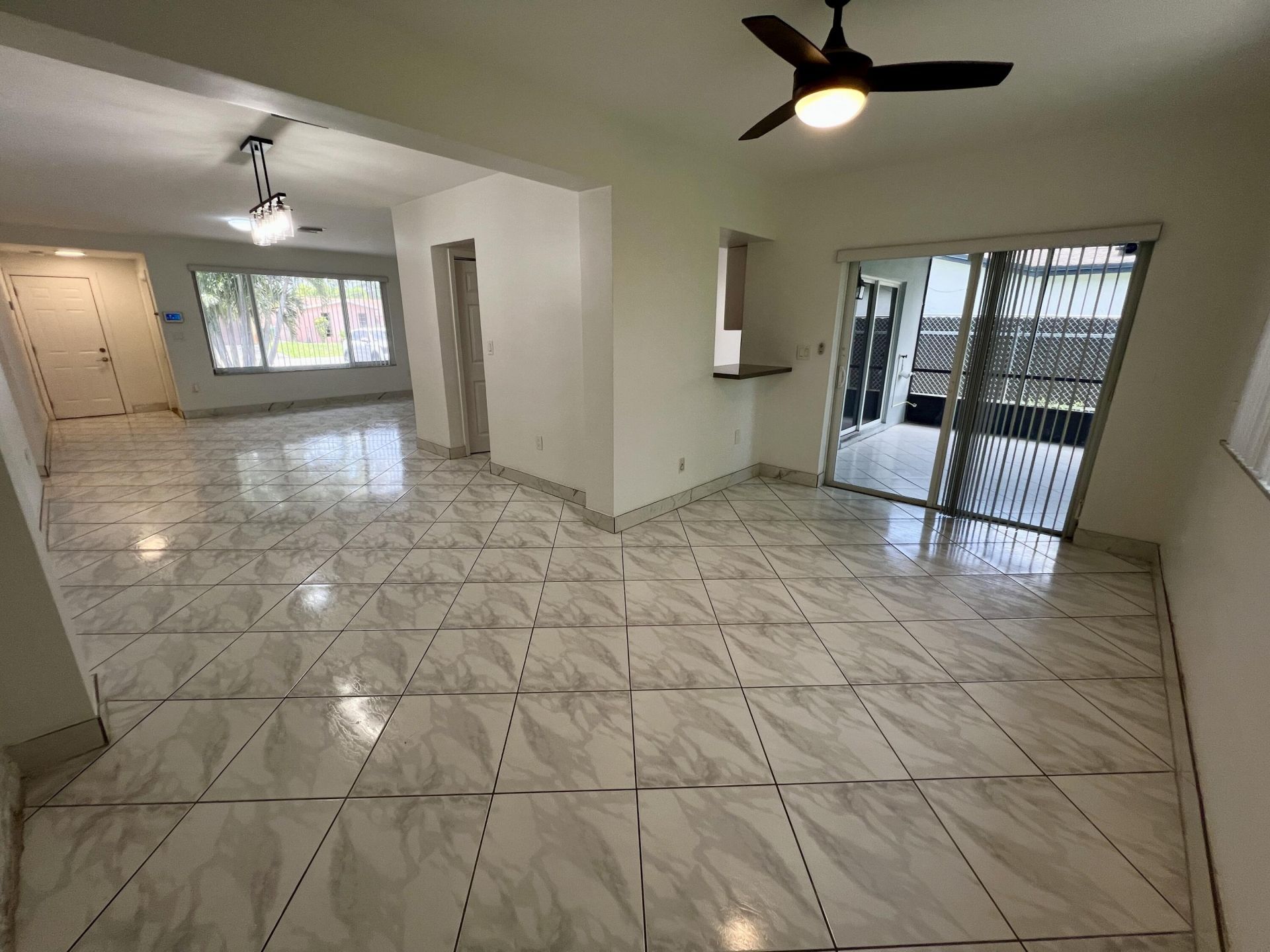 8640 Wilshire Drive, Unit N/a, Miramar, FL 33025 Photo