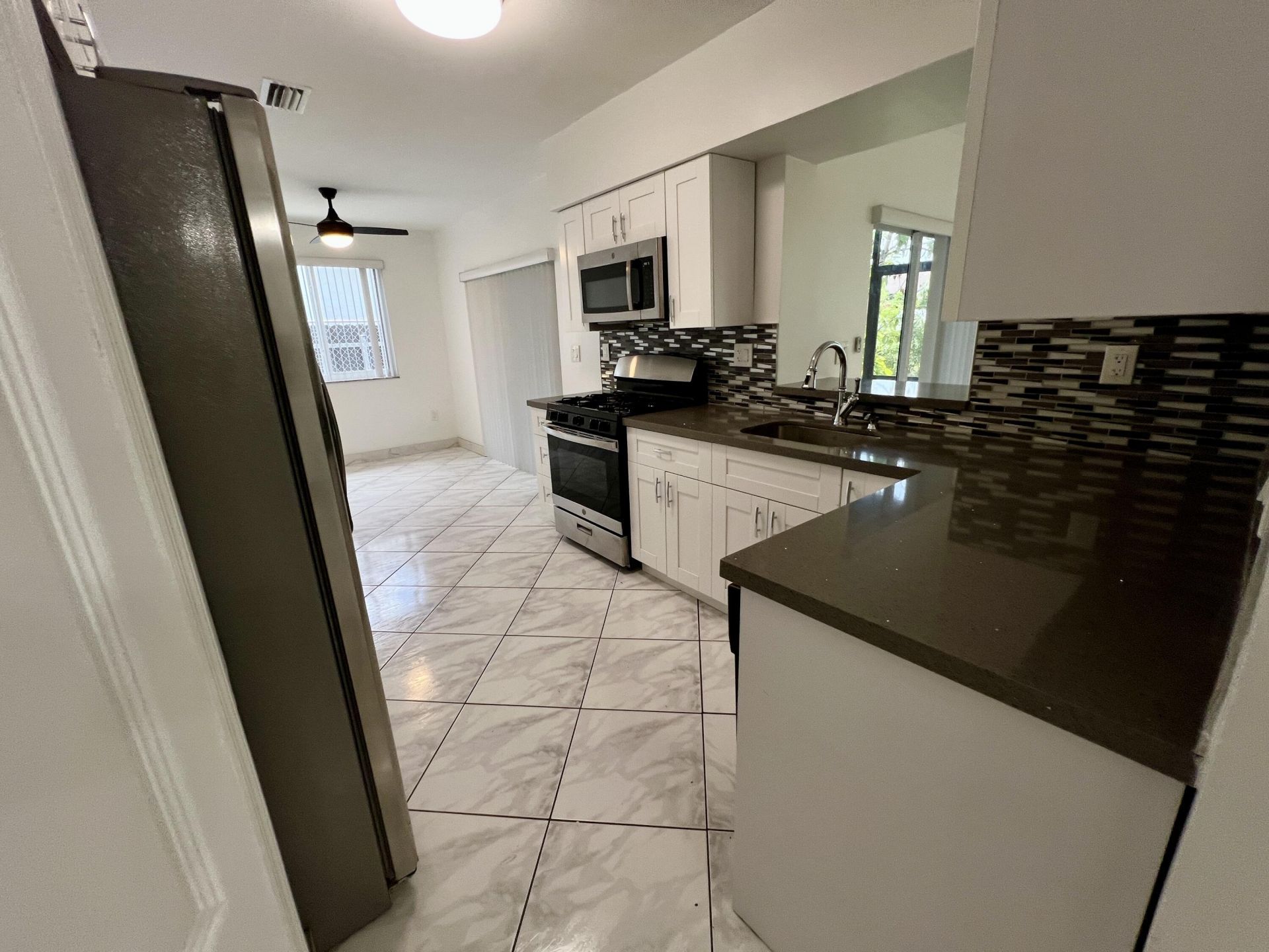 8640 Wilshire Drive, Unit N/a, Miramar, FL 33025 Photo
