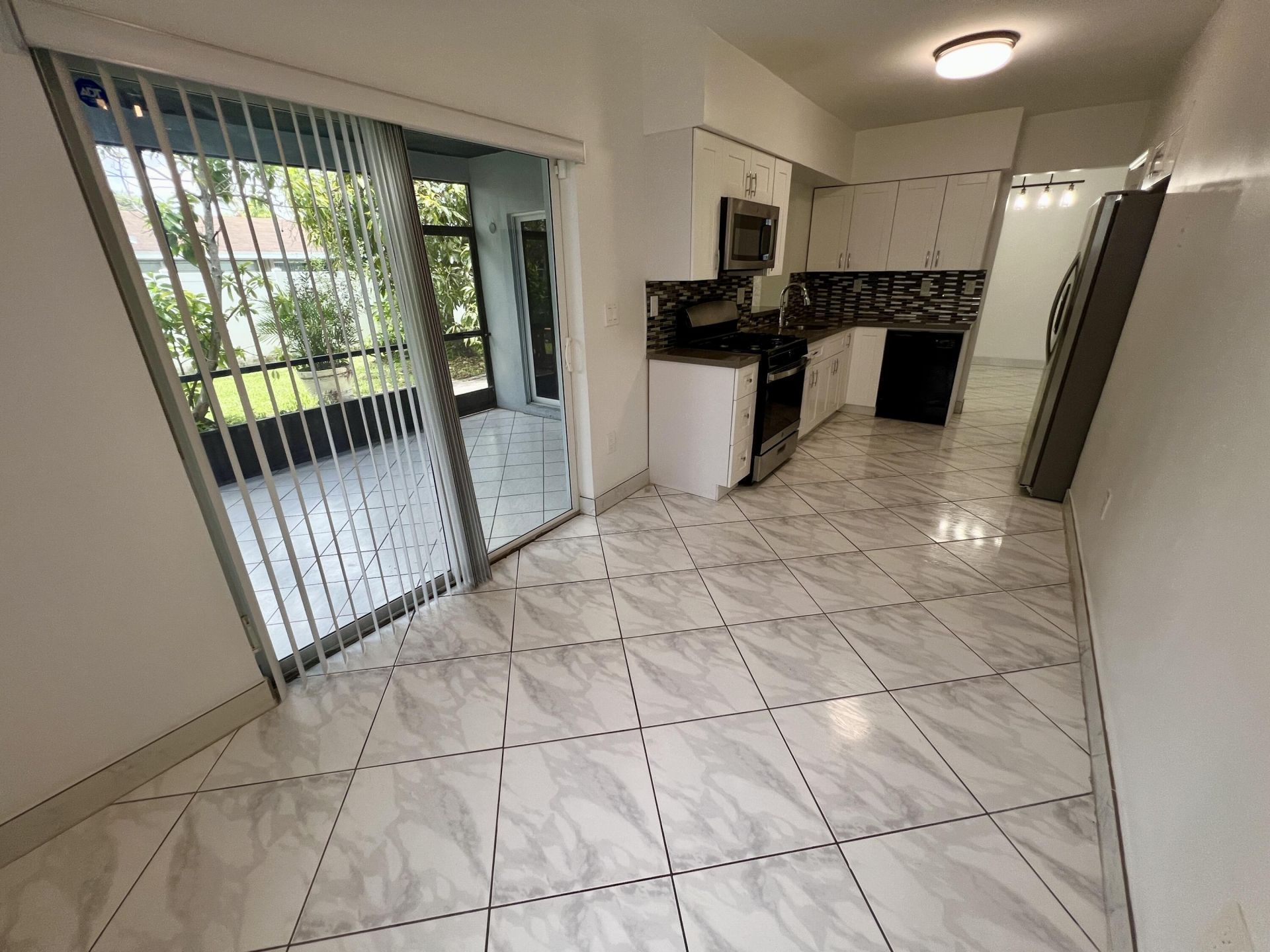 8640 Wilshire Drive, Unit N/a, Miramar, FL 33025 Photo