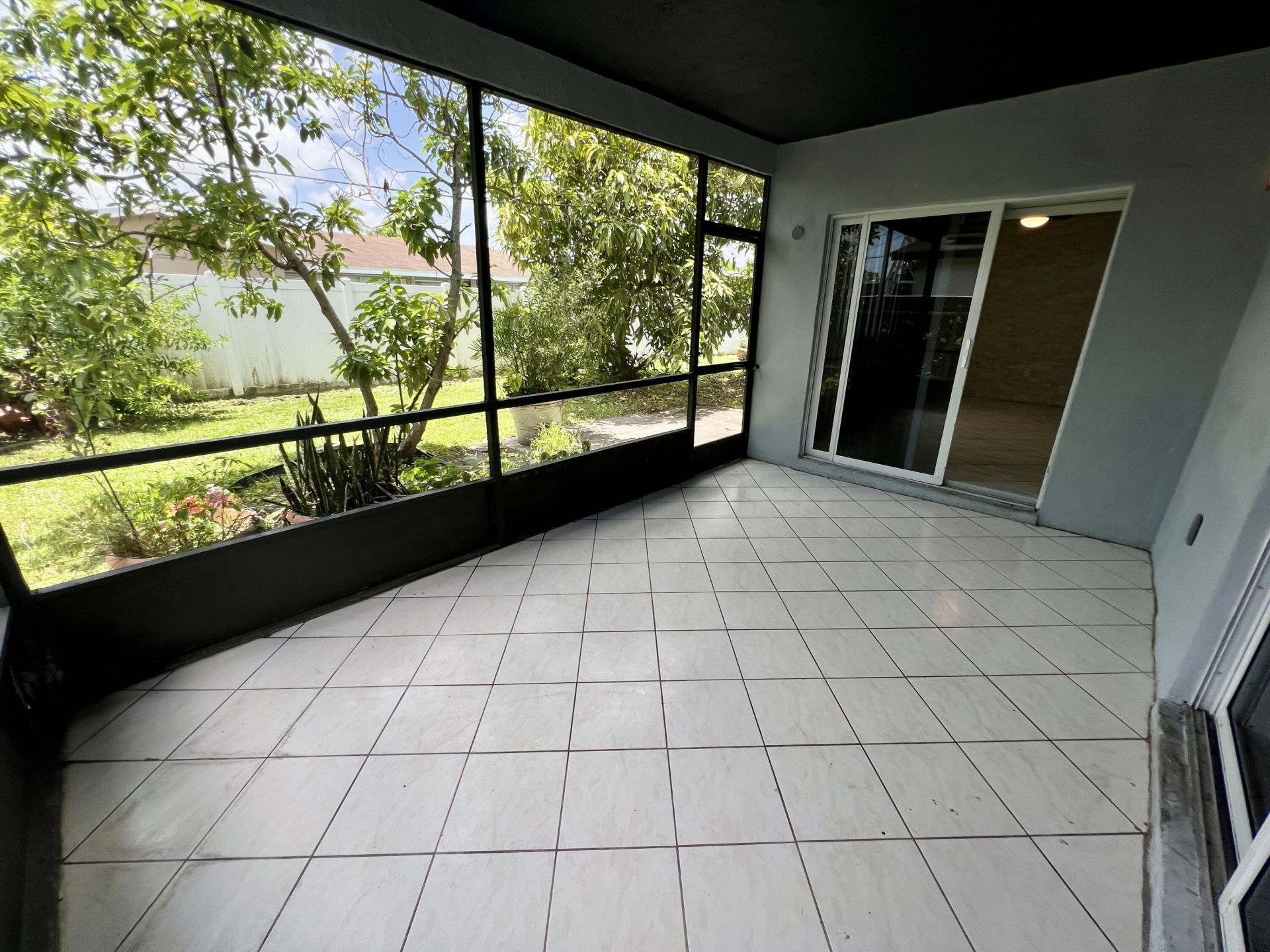 8640 Wilshire Drive, Unit N/a, Miramar, FL 33025 Photo