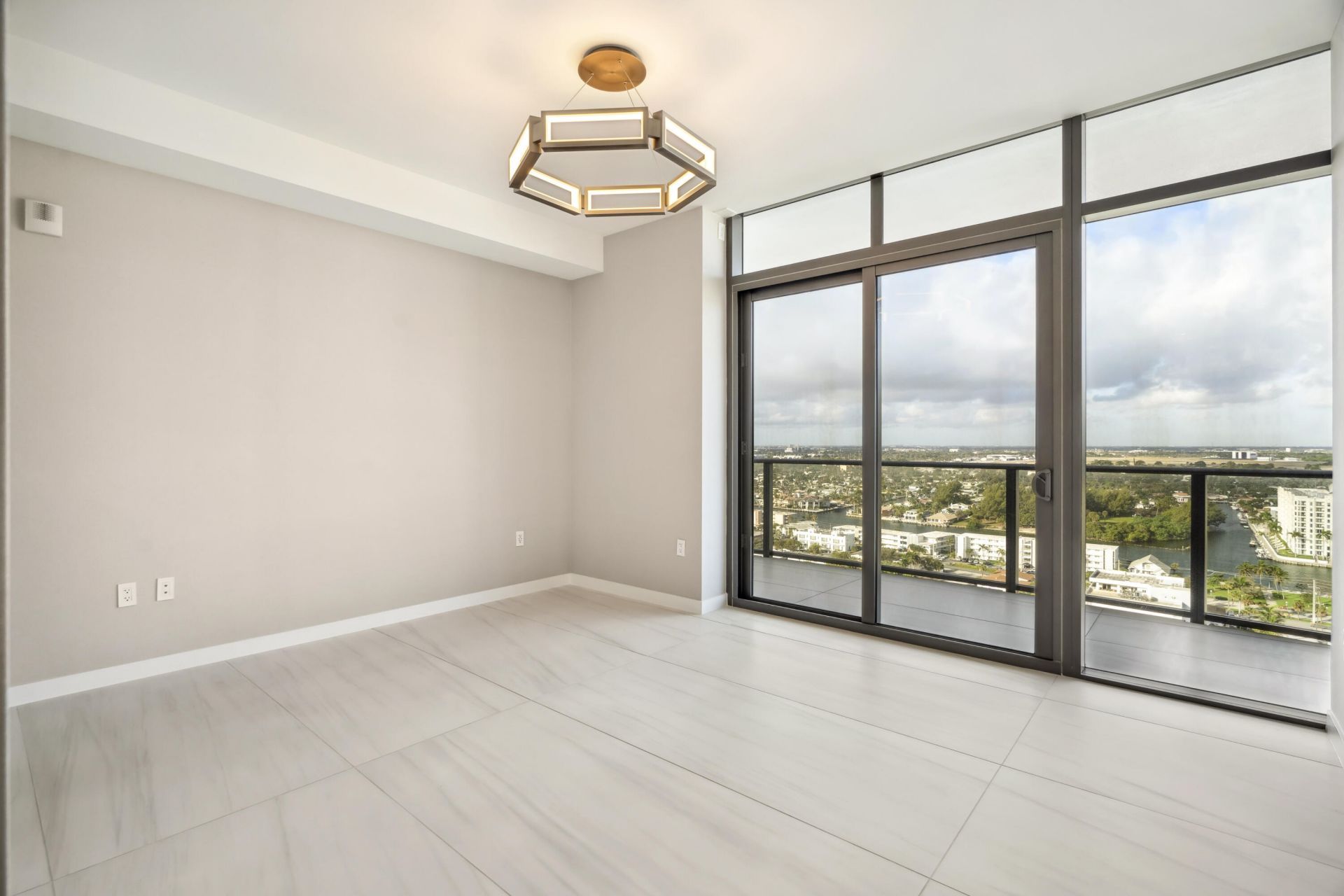 1116 N Ocean Boulevard, Unit Uph03, Pompano Beach, FL 33062 Photo