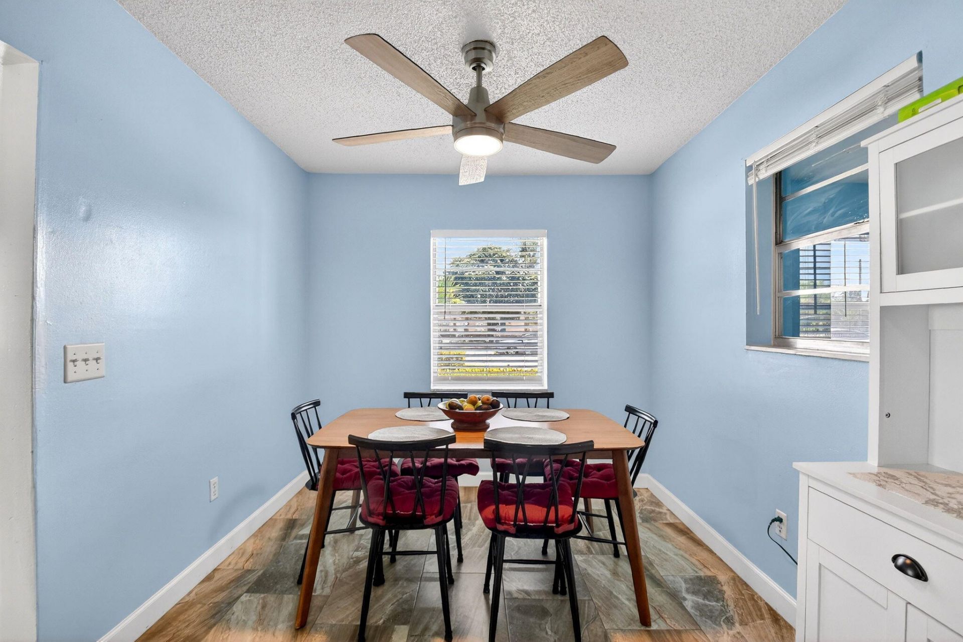 5721 Coconut Road, West Palm Beach, FL 33413 Photo