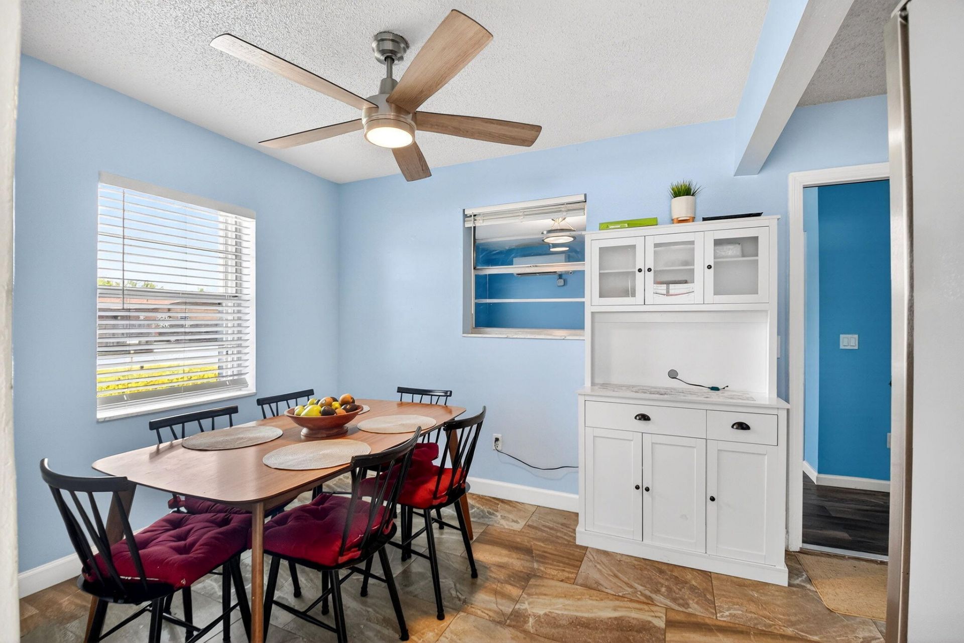 5721 Coconut Road, West Palm Beach, FL 33413 Photo