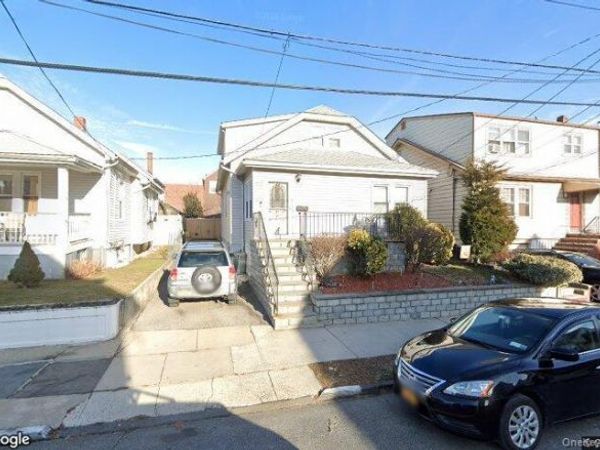 31 Huber Place , Yonkers, NY 10704