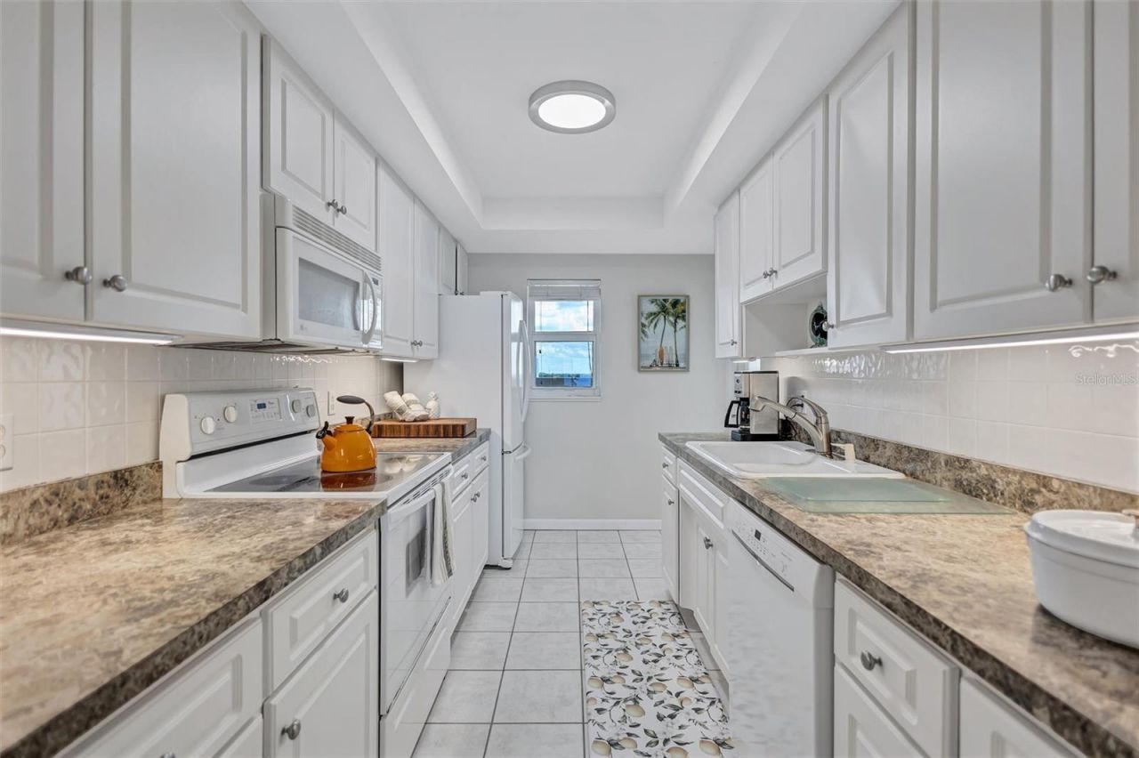 6140 Midnight Pass Road, Unit 603, Sarasota, FL 34242 Photo