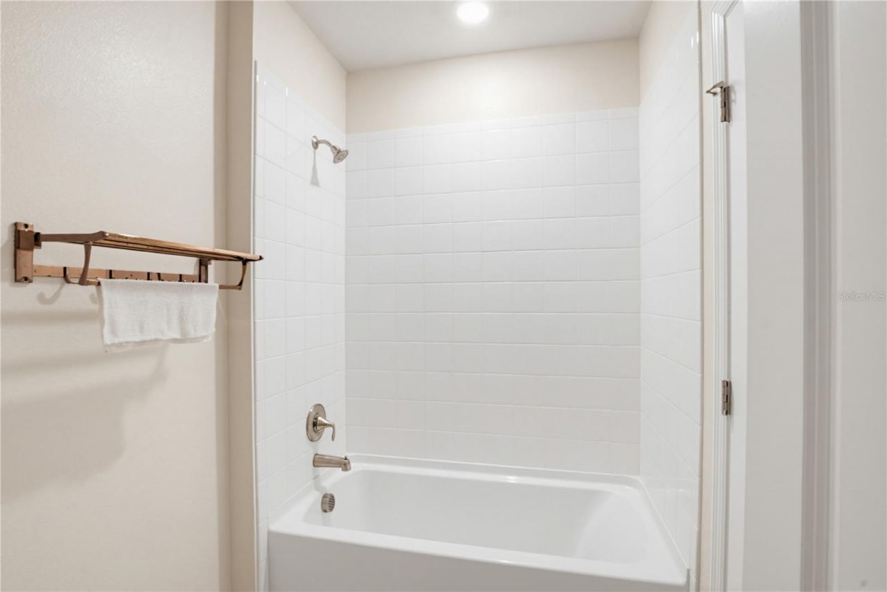 813 161st Street E, Bradenton, FL 34212 Photo