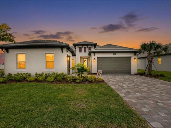 1652 LUGANO CIRCLE , NOKOMIS, FL 34275