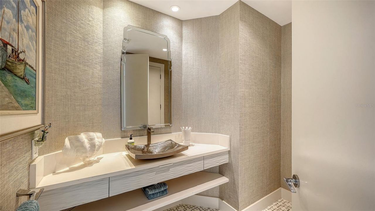 415 L Ambiance Drive, Unit A301, Longboat Key, FL 34228 Photo