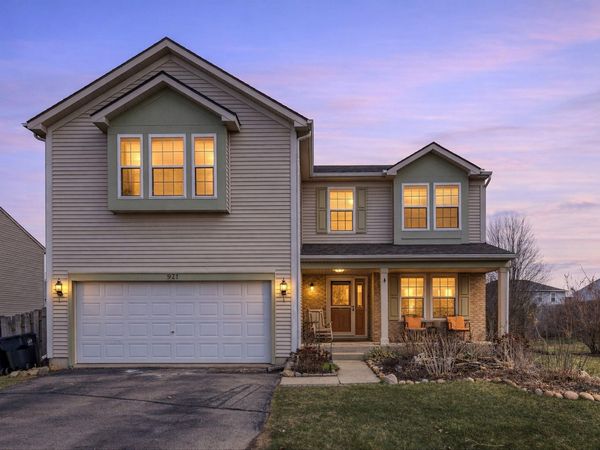 947 Voss Rd, Elkhorn, WI 53121