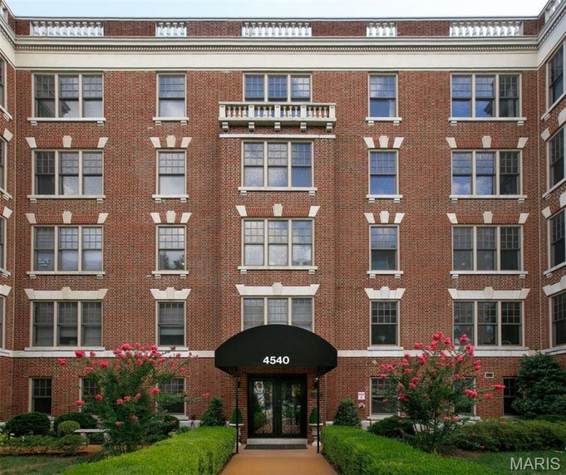 4540 Lindell Boulevard , Unit 502, Saint Louis, MO 63108 Main Photo