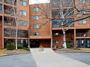 3320 Louisiana Avenue S, Unit 106, Saint Louis Park, MN 55426