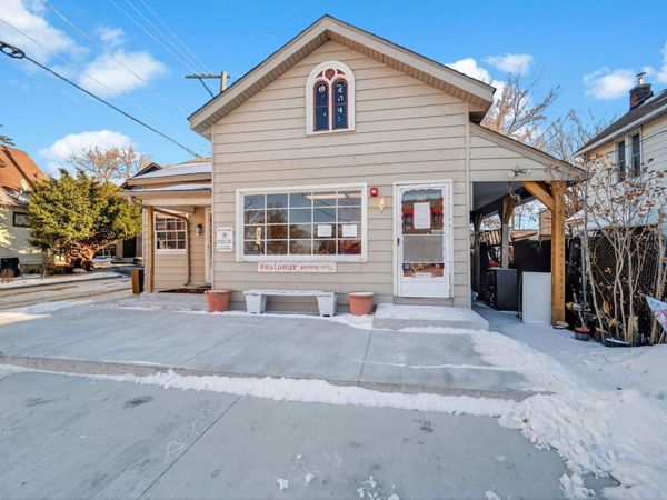 110-112 Galena Street , West Chicago, IL 60185