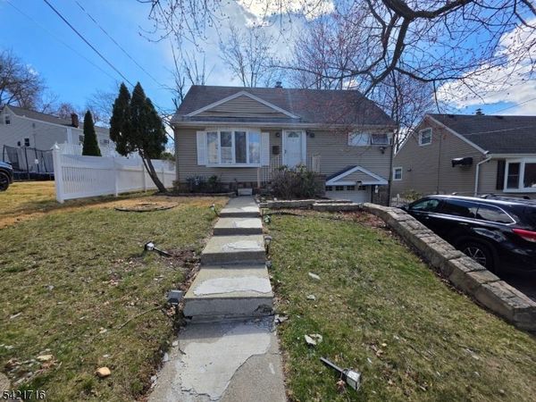 6 Holmes St, West Orange, NJ 07052