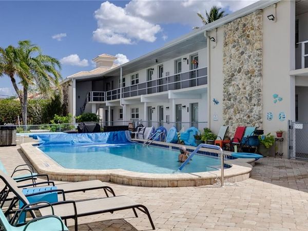 708 Victoria DR, Unit 105, CAPE CORAL, FL 33904