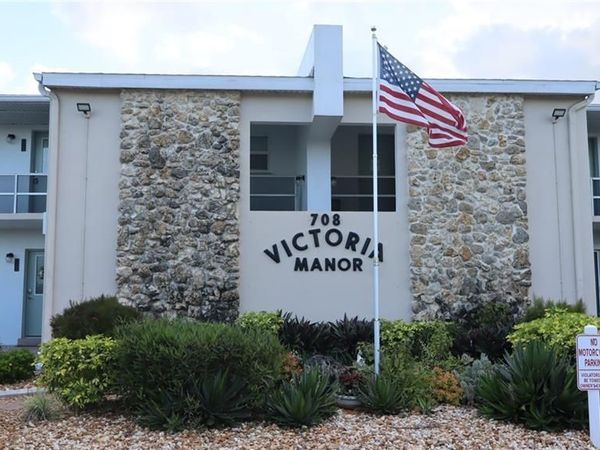 708 Victoria DR , Unit 105, CAPE CORAL, FL 33904