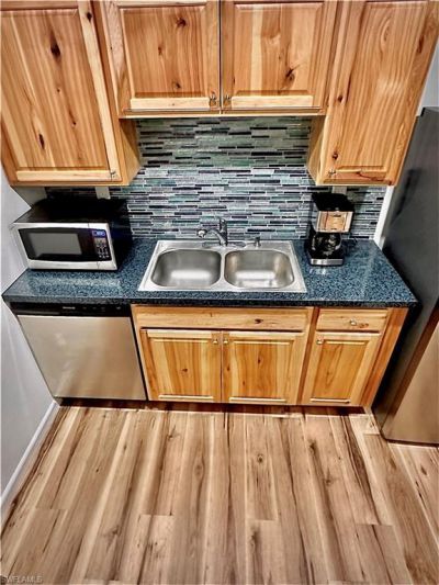 708 Victoria Dr, Unit 105, Cape Coral, FL 33904 Photo