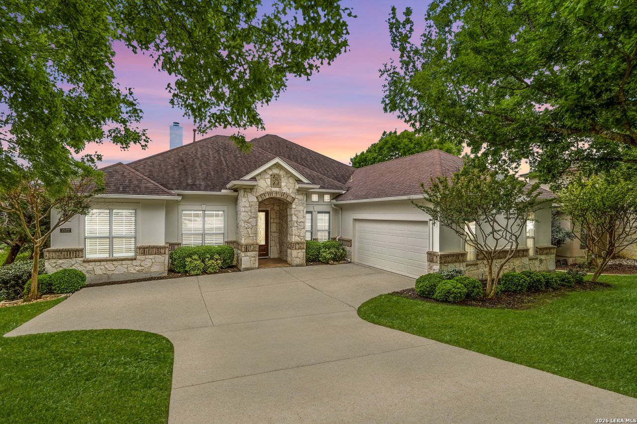 1522 Sun Mtn, San Antonio, TX 78258 Main Photo