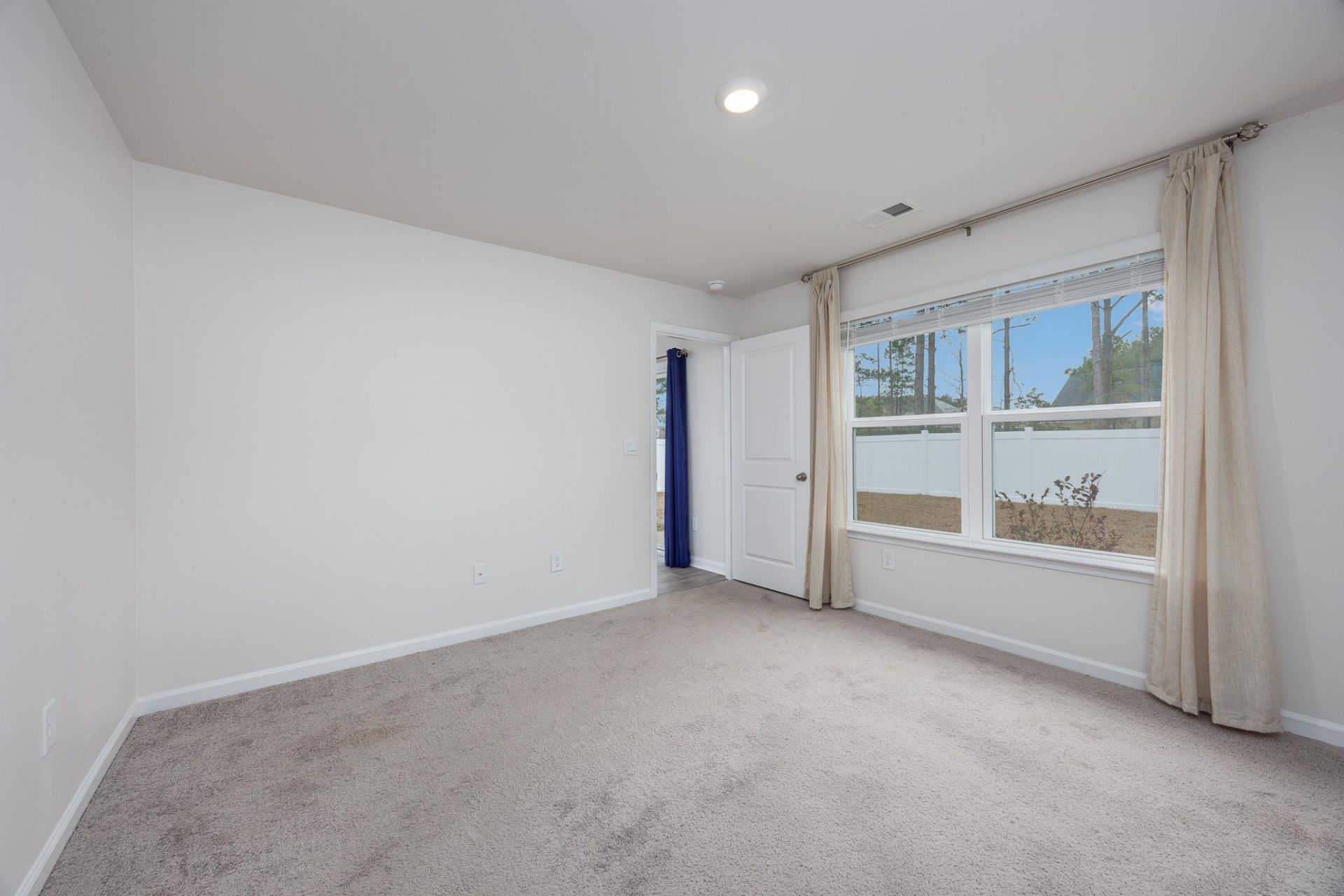 884 Freestyle Ct. Photo 16