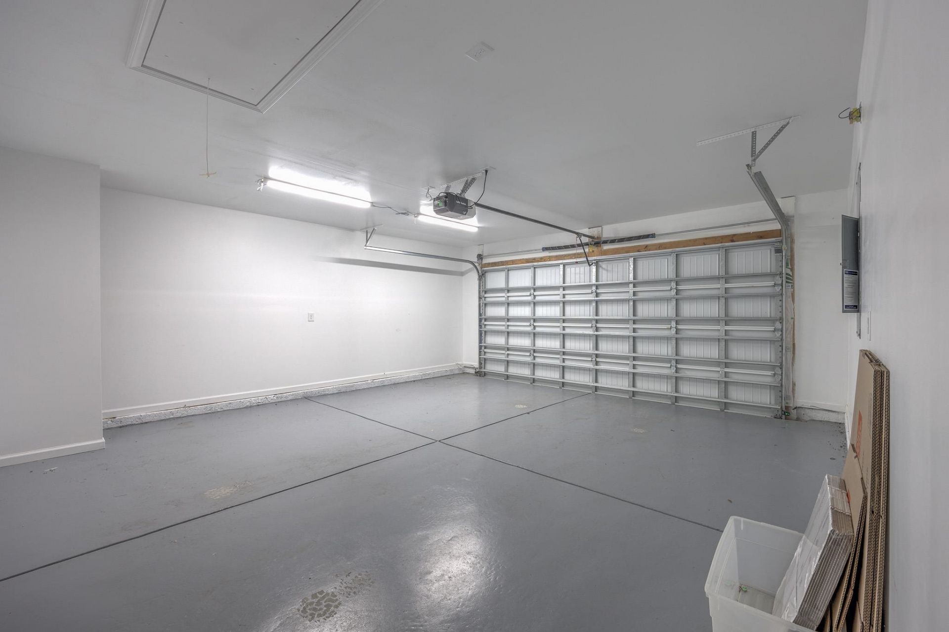 884 Freestyle Ct. Photo 26